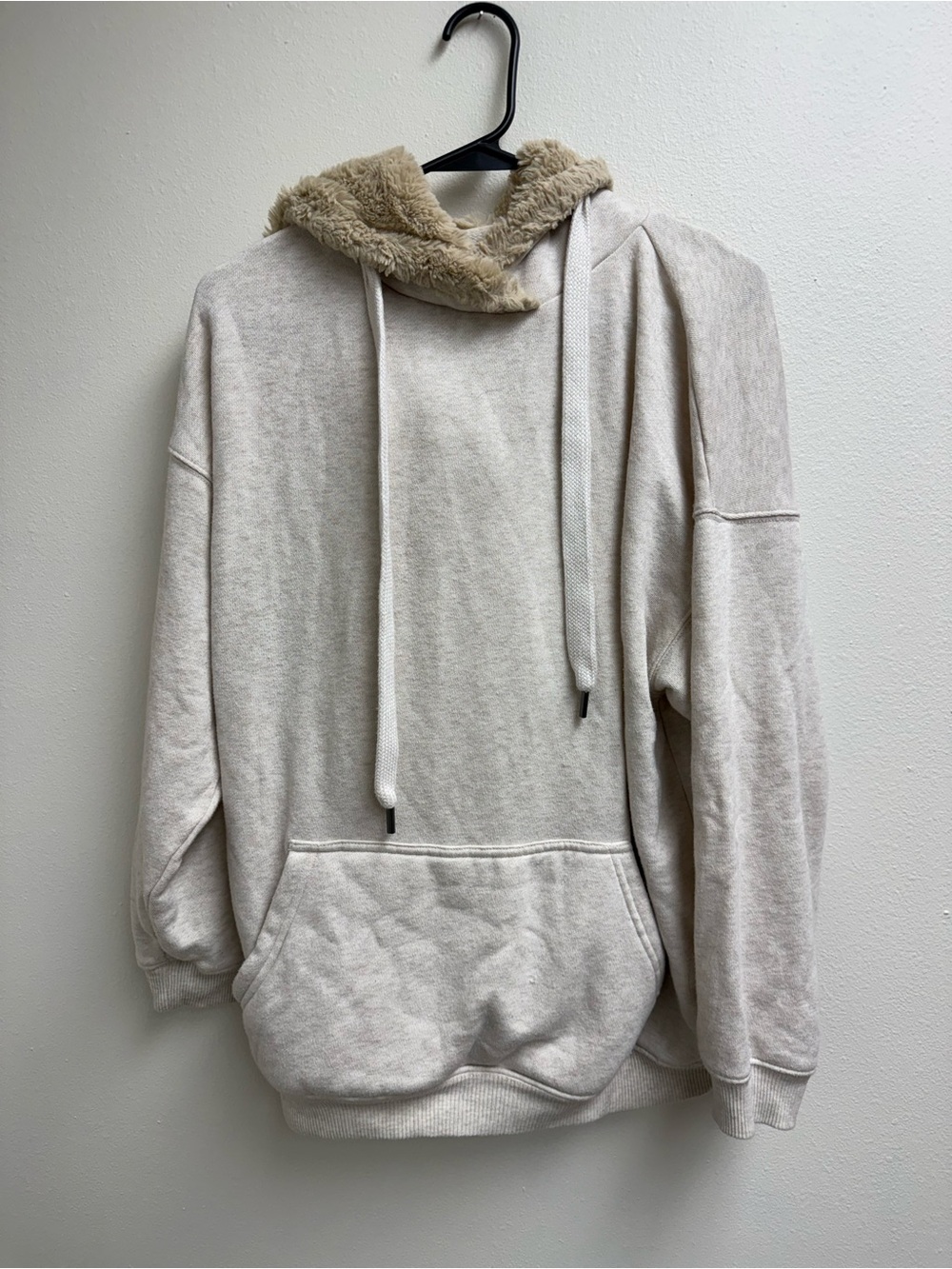 aerie women’s Sherpa-Lined Hoodie Sweater - Cream/Tan